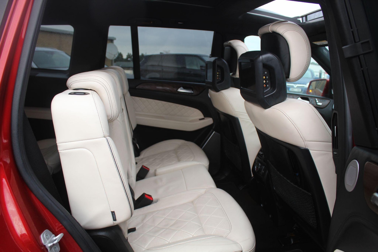 Used Mercedes-Benz GLS 2017 for sale - 76701393: Photo 29