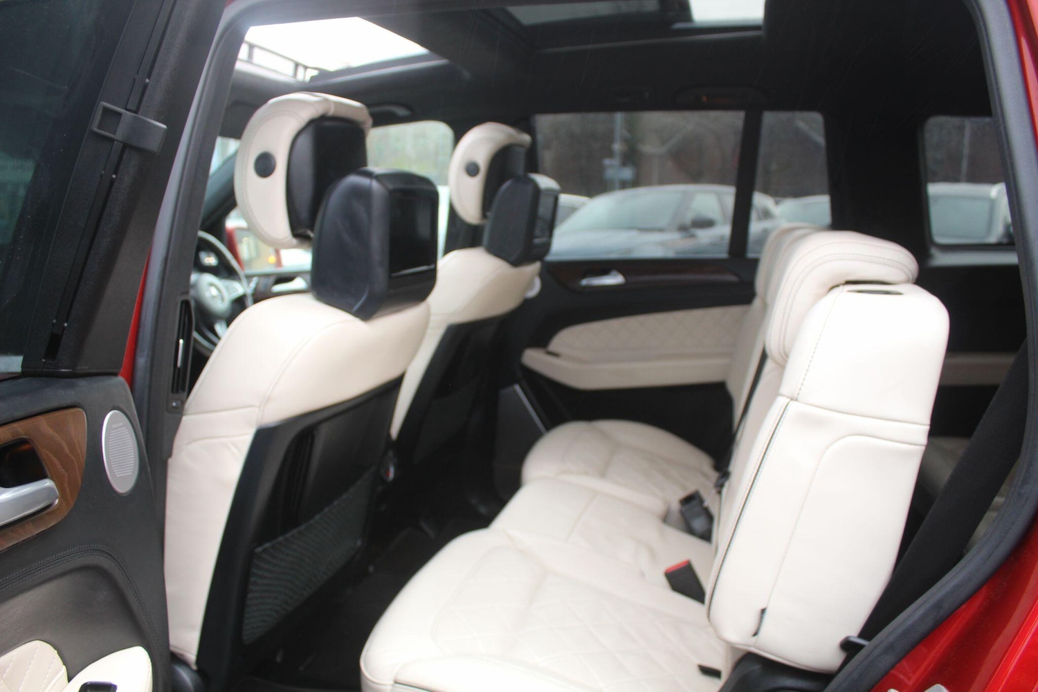 Used Mercedes-Benz GLS 2017 for sale - 76701393: Photo 30