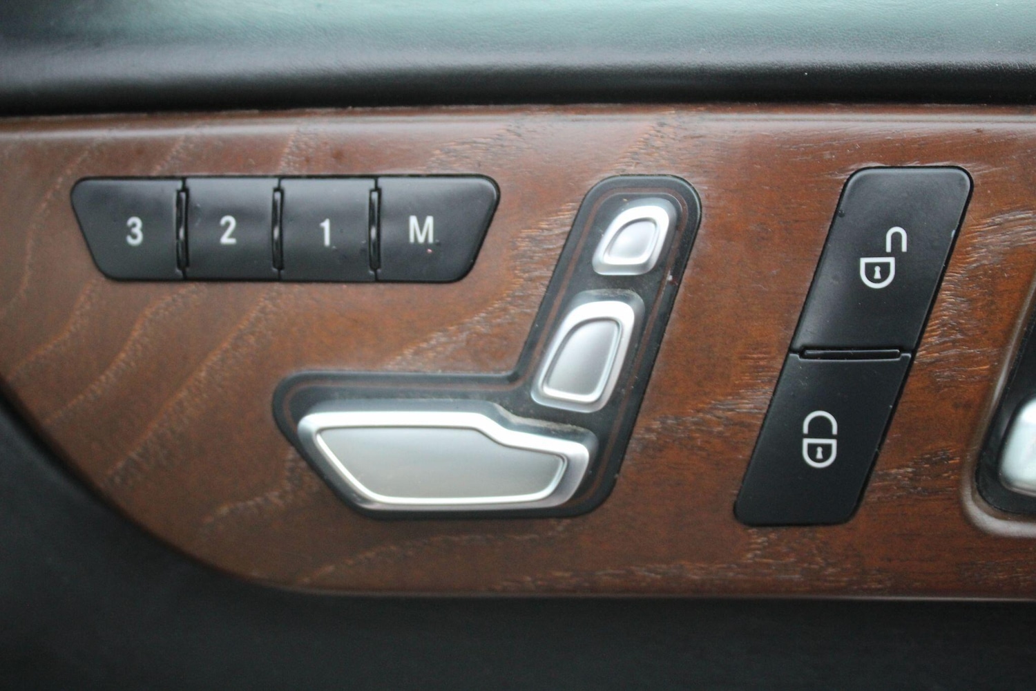 Used Mercedes-Benz GLS 2017 for sale - 76701393: Photo 33