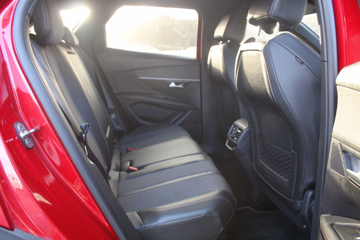 Used Peugeot 3008 2018 for sale - 76992032: Photo 25