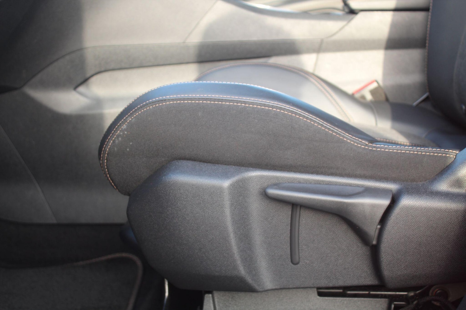 Used Peugeot 3008 2018 for sale - 76992032: Photo 31