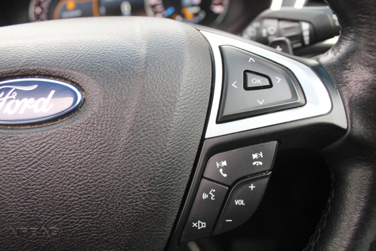 Used Ford Edge 2018 for sale - 76441250: Photo 20