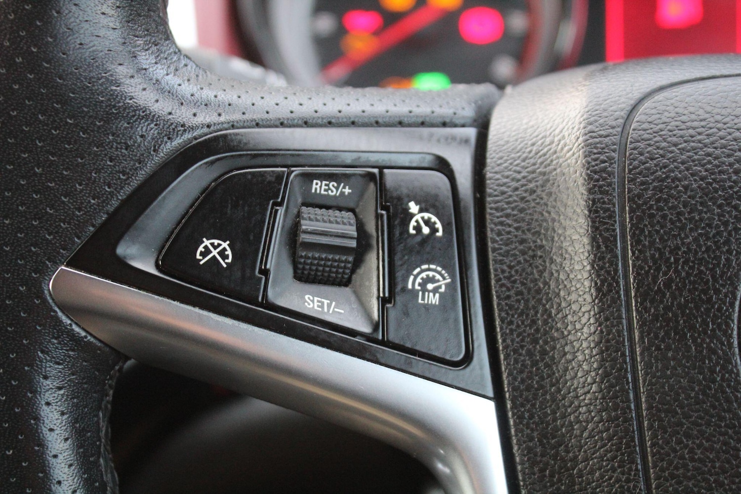 Used Vauxhall Astra GTC 2014 for sale - 77314786: Photo 28