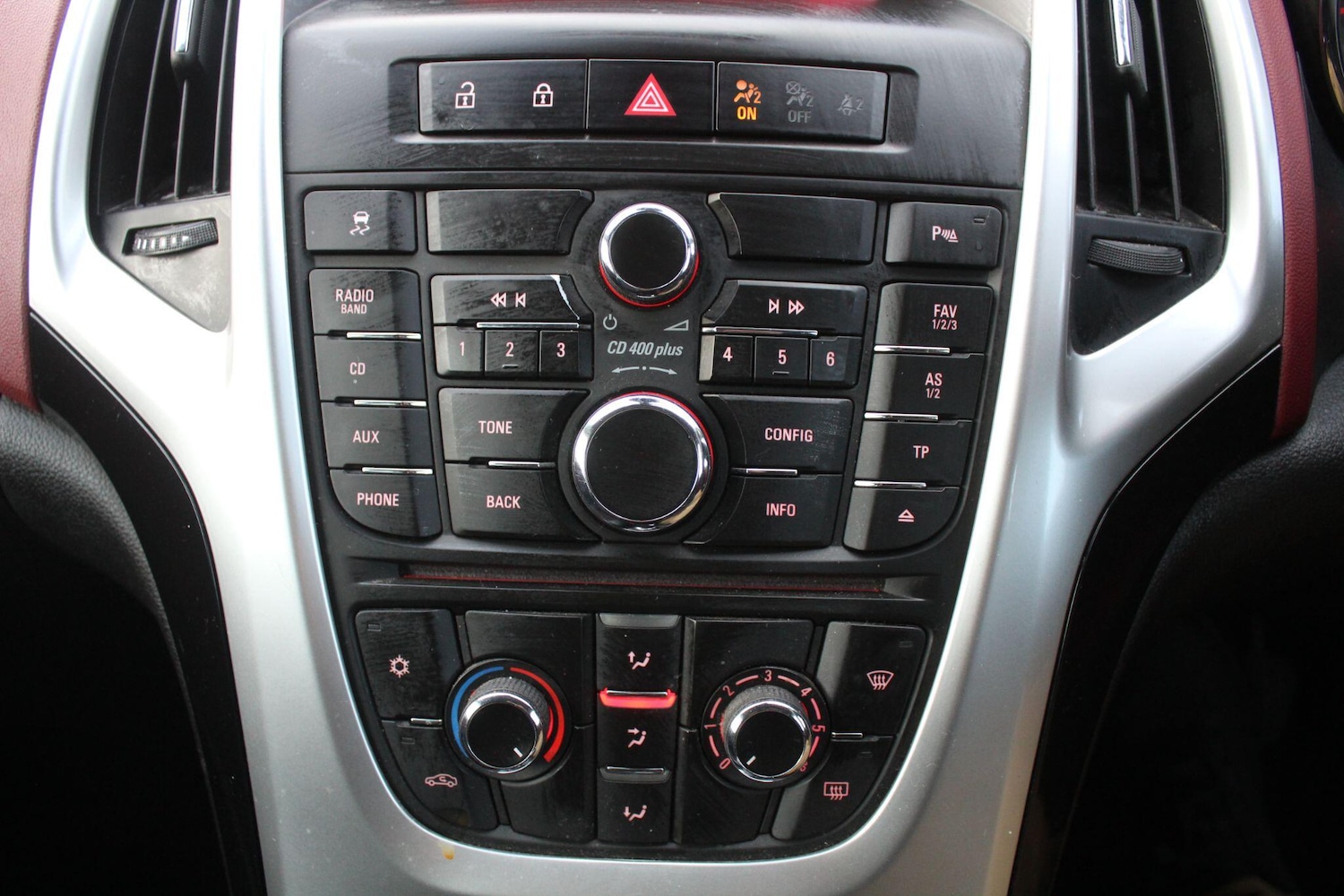 Used Vauxhall Astra GTC 2014 for sale - 77314786: Photo 30