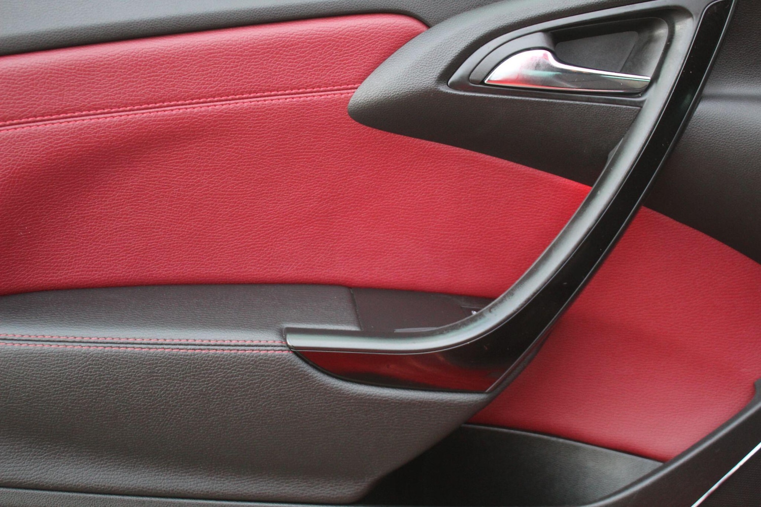 Used Vauxhall Astra GTC 2014 for sale - 77314786: Photo 32