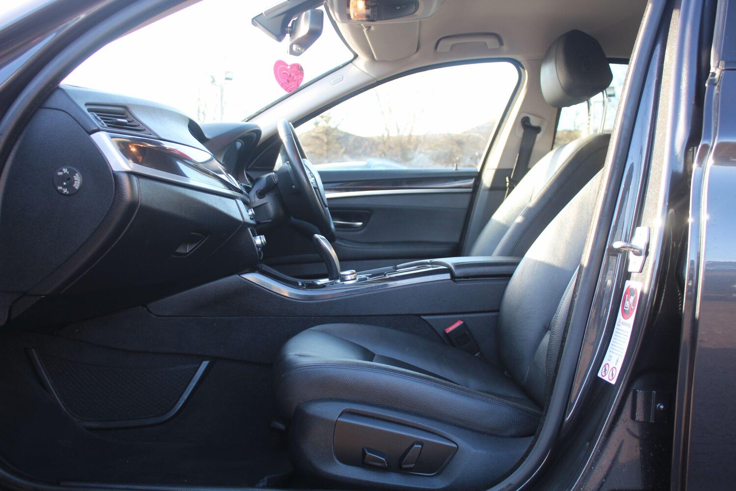 Used BMW 5 Series 2014 for sale - 77575266: Photo 32