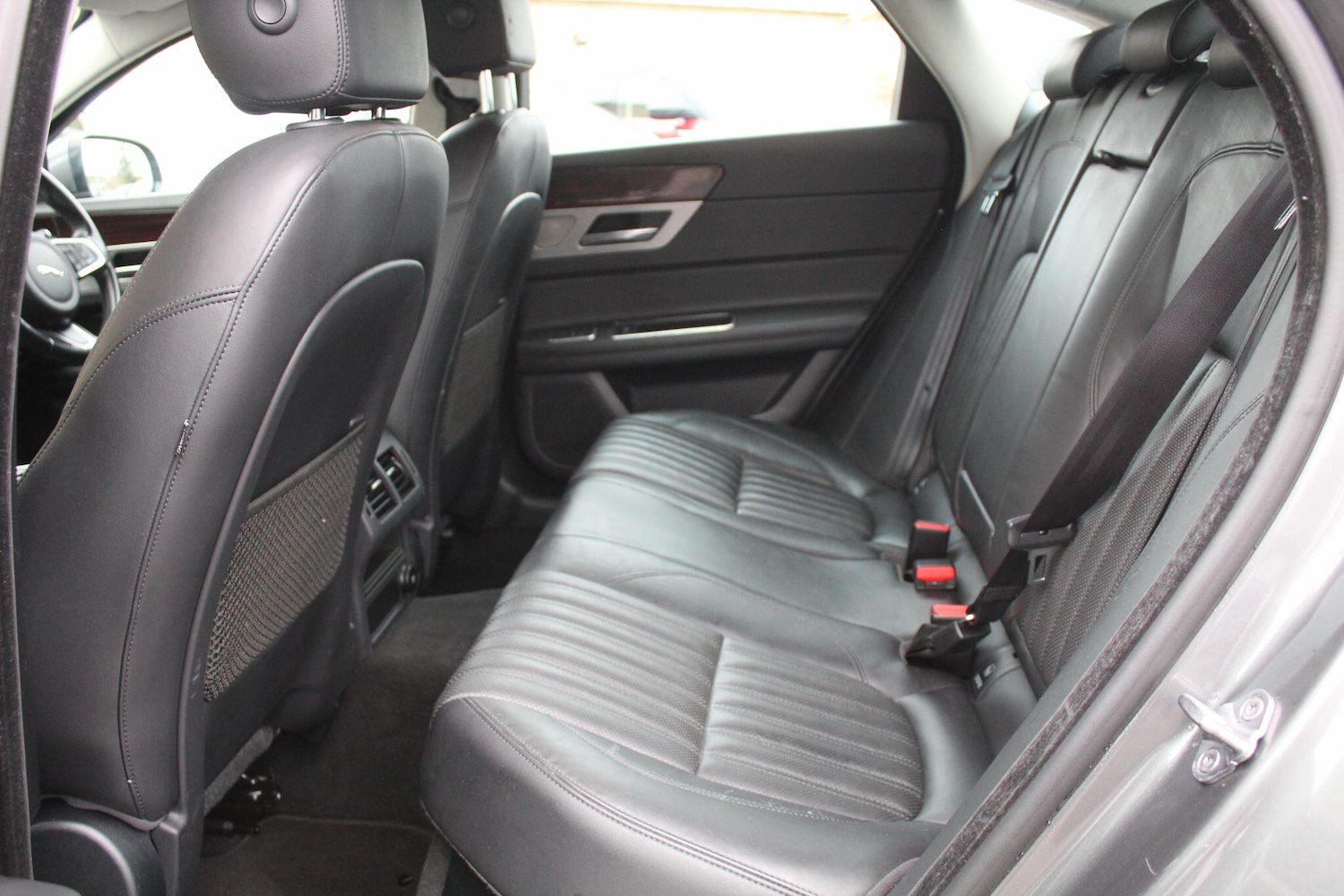 Used Jaguar XF 2018 for sale - 76596960: Photo 32