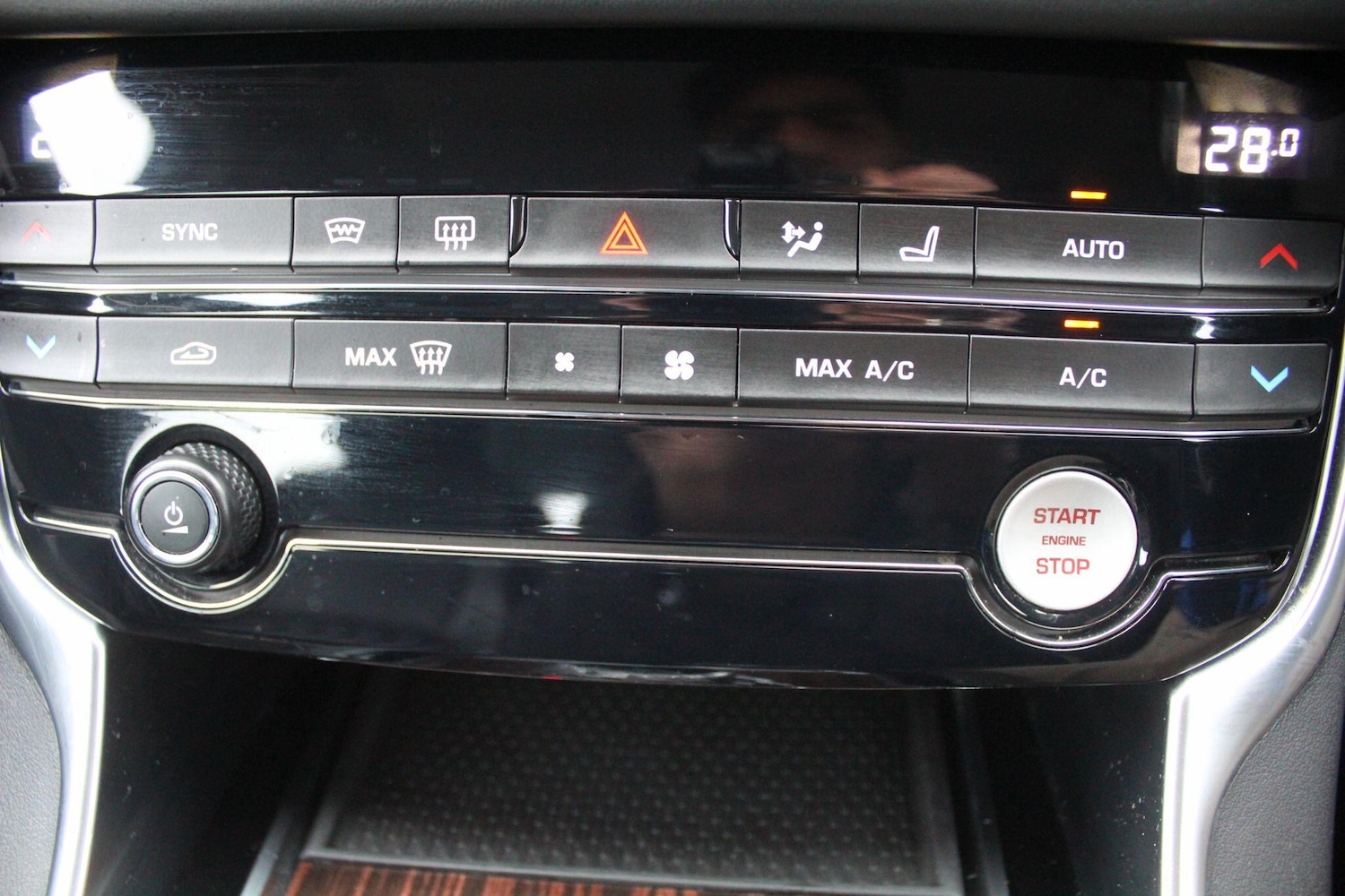 Used Jaguar XF 2018 for sale - 76596960: Photo 41