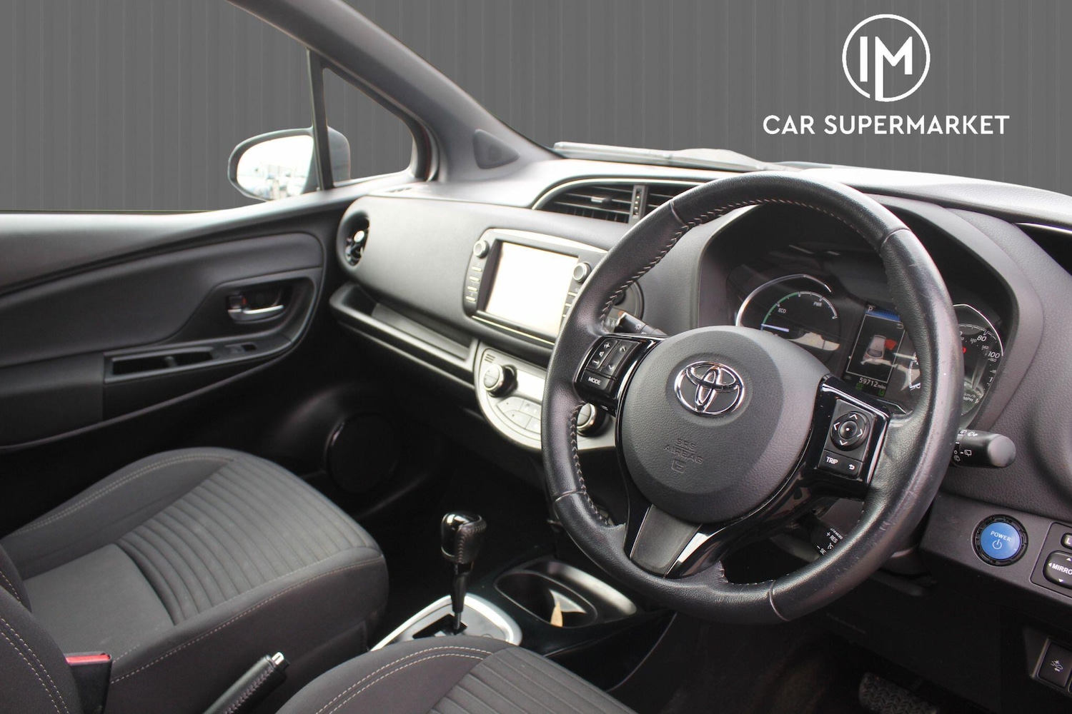 Used Toyota Yaris 2017 for sale - 76512235: Photo 12