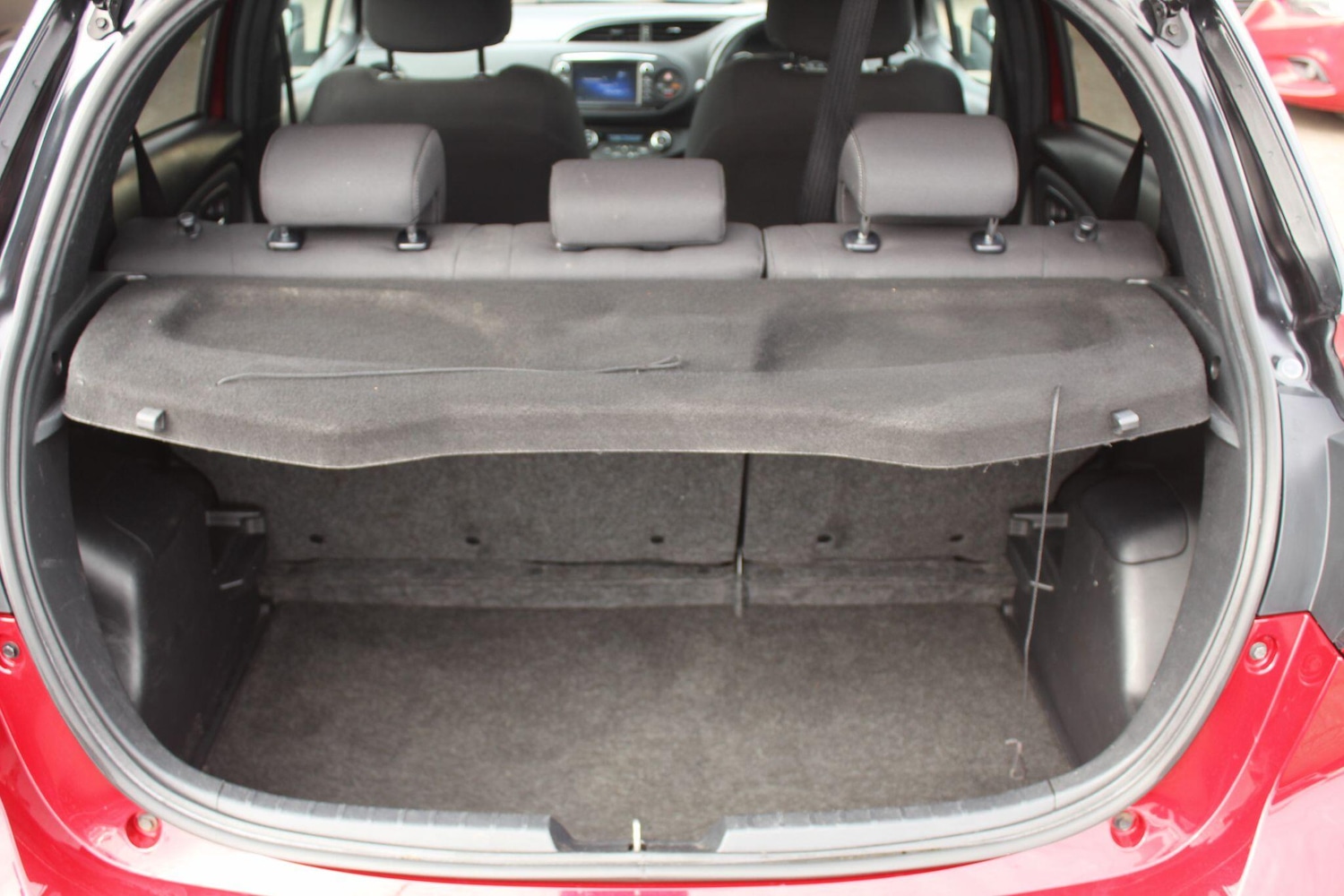 Used Toyota Yaris 2017 for sale - 76512235: Photo 16