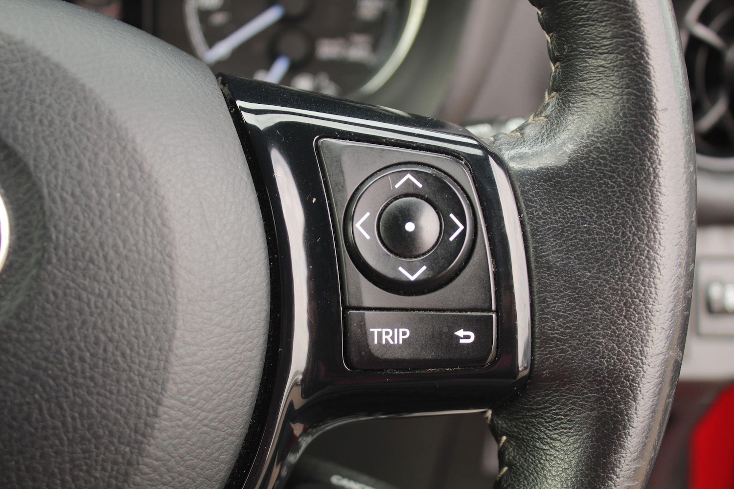 Used Toyota Yaris 2017 for sale - 76512235: Photo 22