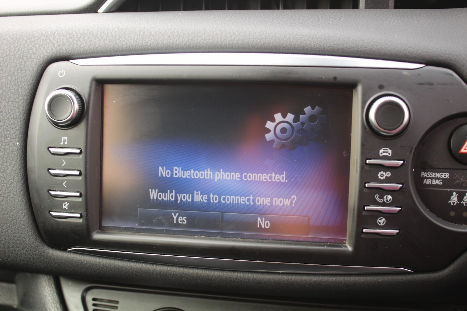 Used Toyota Yaris 2017 for sale - 76512235: Photo 30