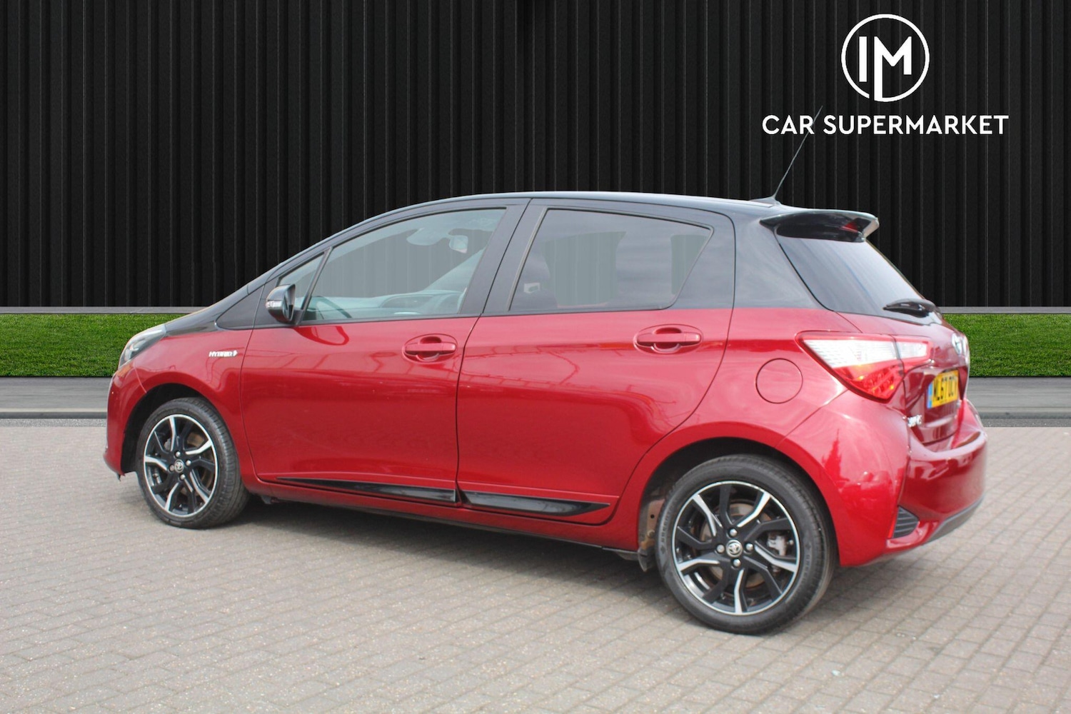 Used Toyota Yaris 2017 for sale - 76512235: Photo 8