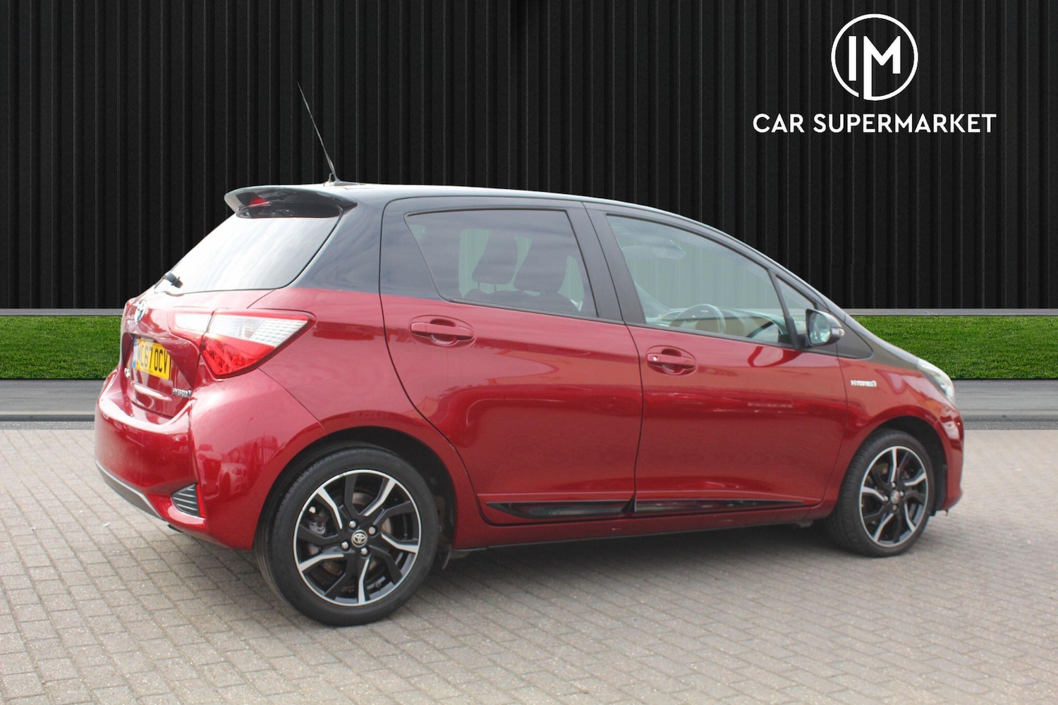 Used Toyota Yaris 2017 for sale - 76512235: Photo 9