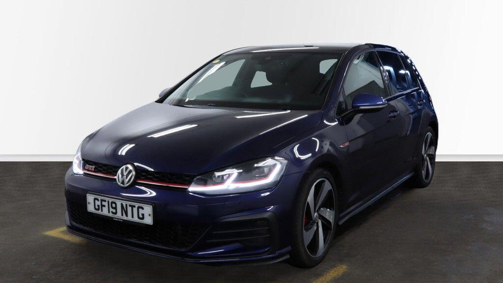 Used Volkswagen Golf 2019 for sale - 77144332: Photo 2