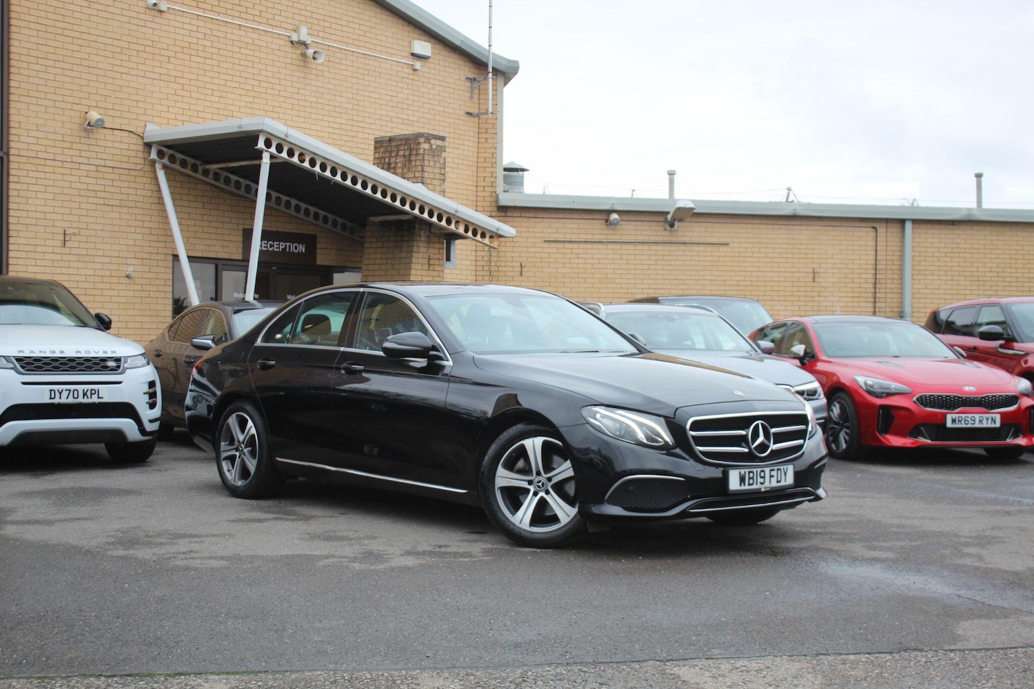Used Mercedes-Benz E Class 2019 for sale - 76597124: Photo 1