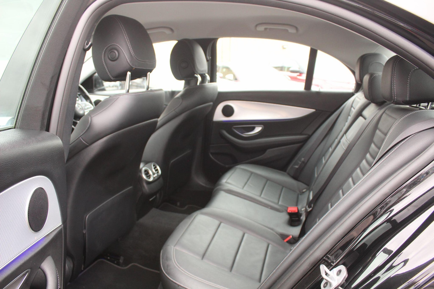 Used Mercedes-Benz E Class 2019 for sale - 76597124: Photo 31