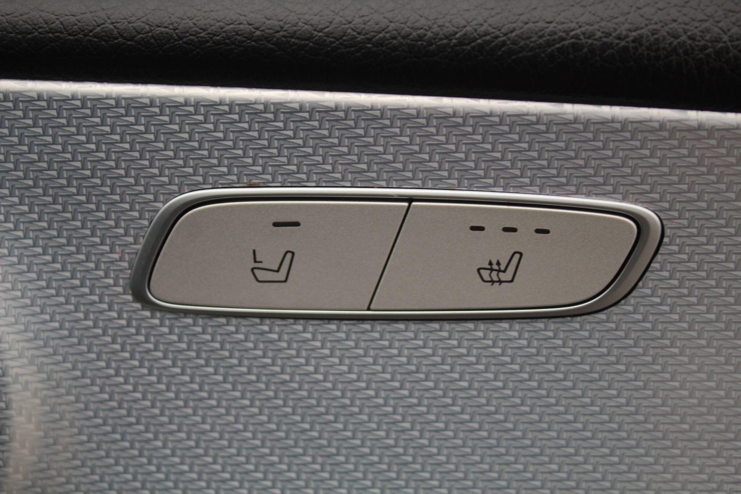 Used Mercedes-Benz E Class 2019 for sale - 76597124: Photo 33