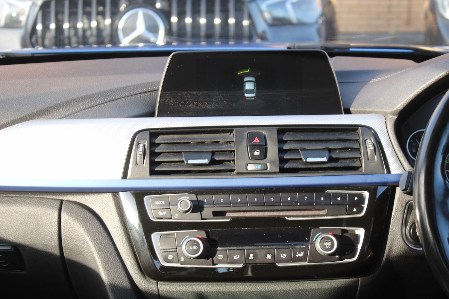 Used BMW 3 Series 2018 for sale - 76926850: Photo 37