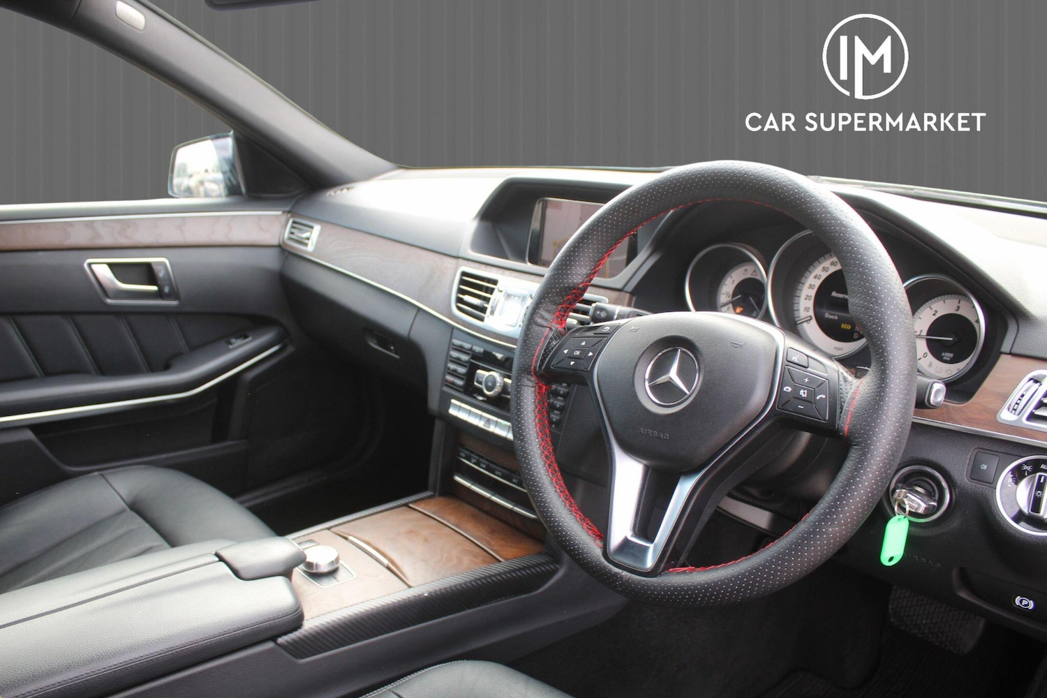 Used Mercedes-Benz E Class 2013 for sale - 76976735: Photo 12