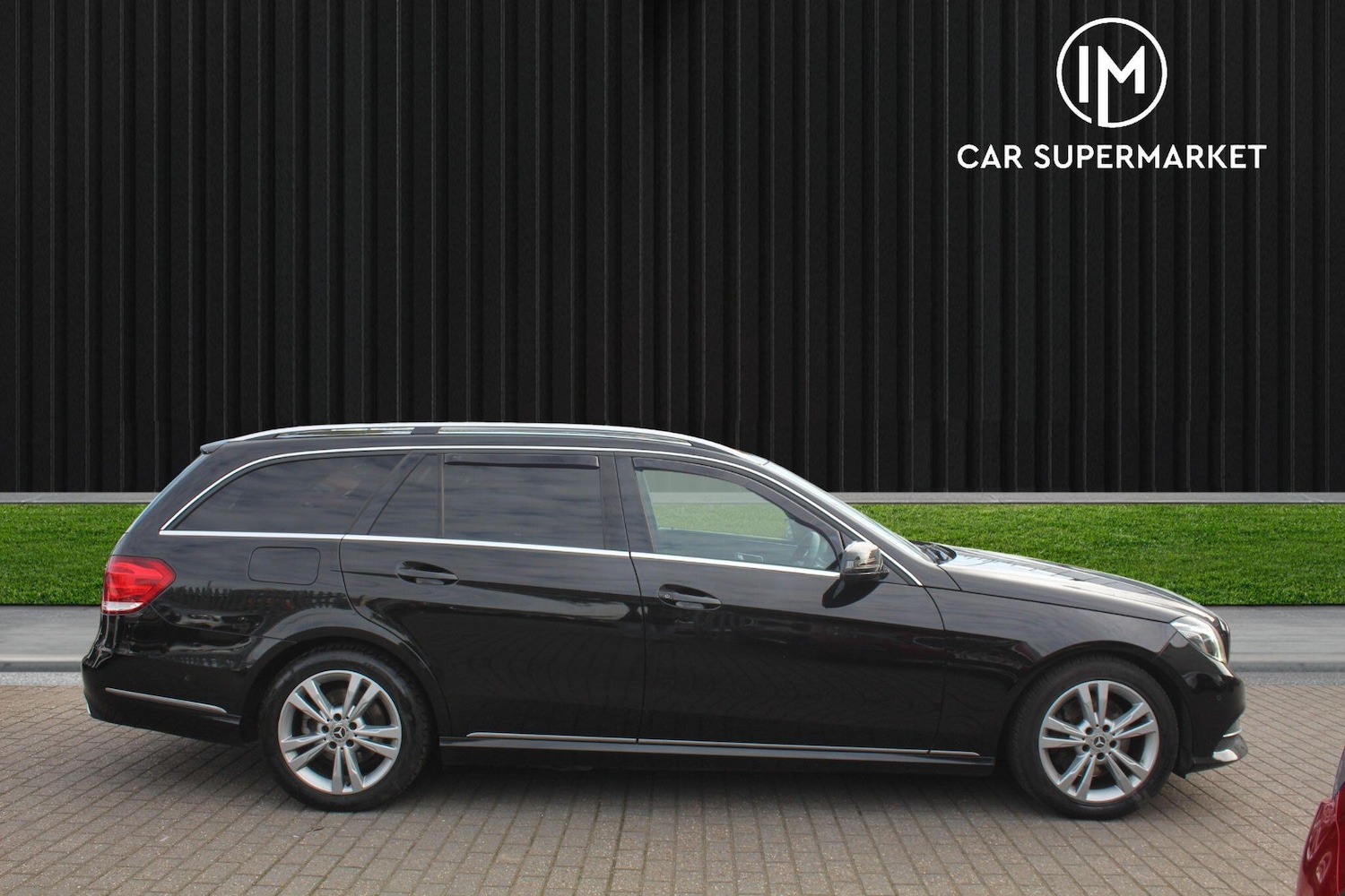 Used Mercedes-Benz E Class 2013 for sale - 76976735: Photo 7