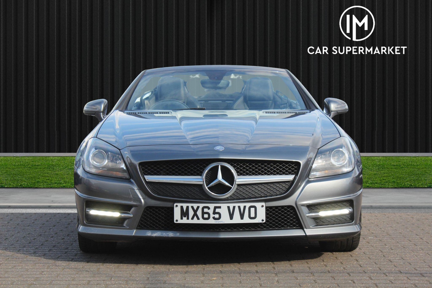 Used Mercedes-Benz SLK 2015 for sale - 76109564: Photo 2