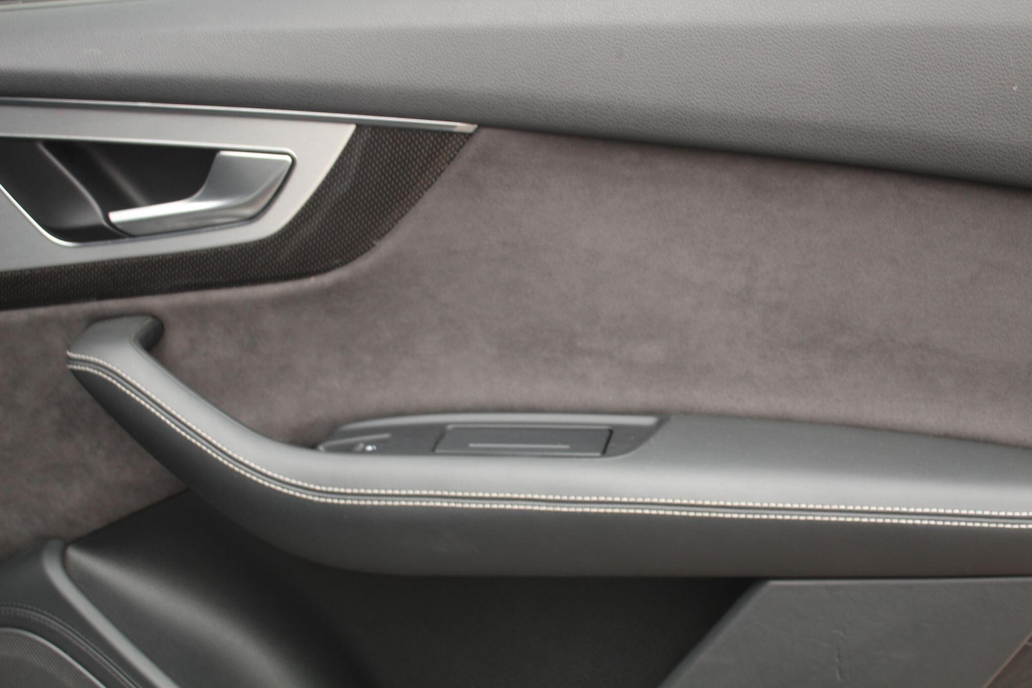 Used Audi SQ7 2017 for sale - 76239640: Photo 13