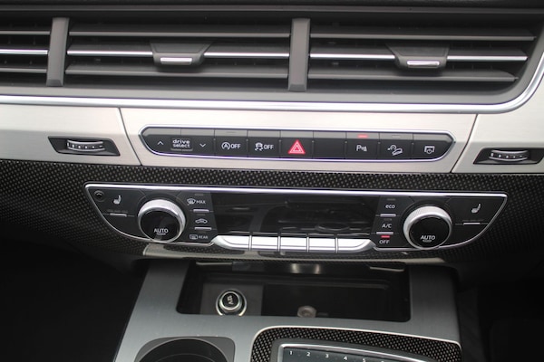 Used Audi SQ7 2017 for sale - 76239640: Photo 27