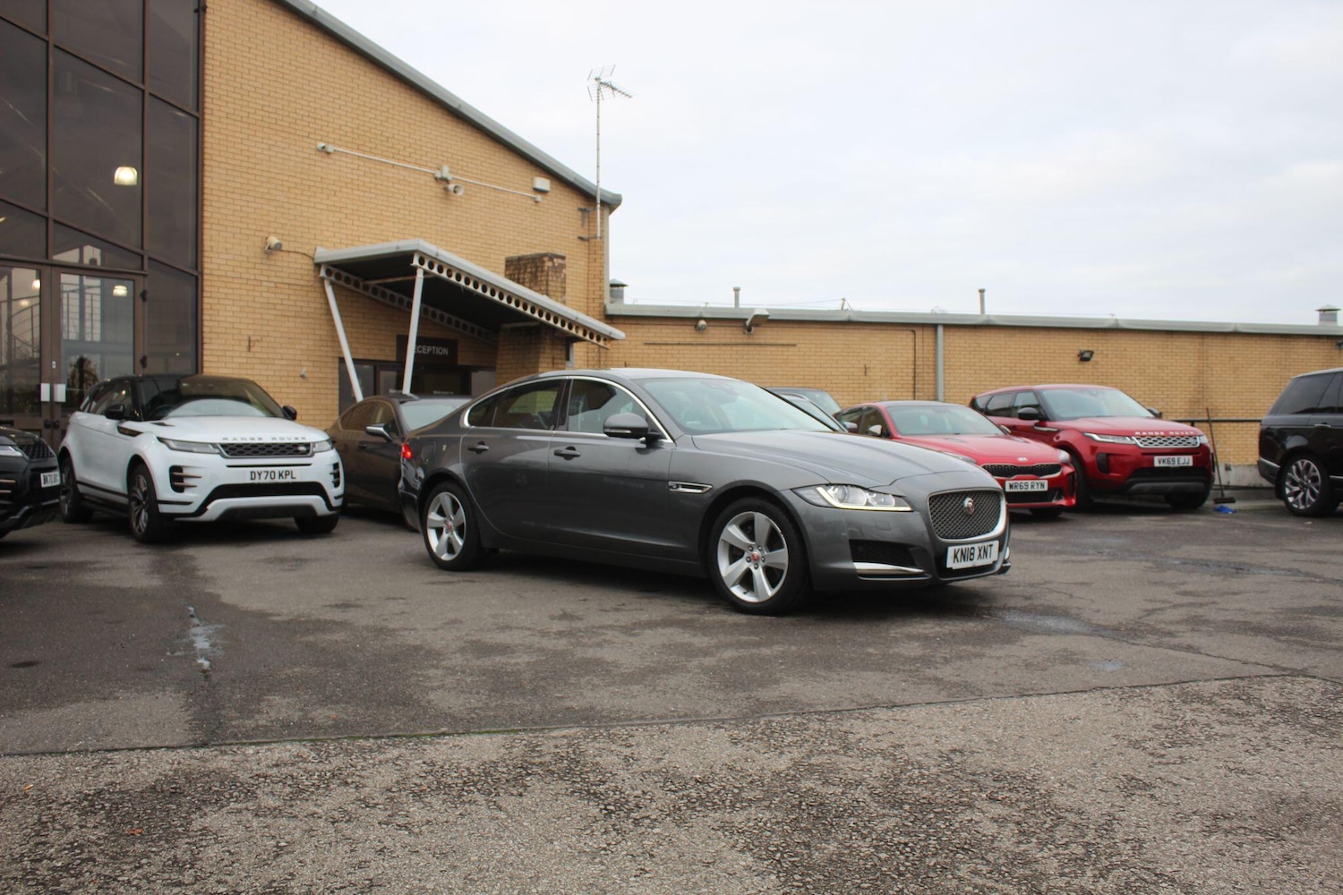 Used Jaguar XF 2018 for sale - 76990492: Photo 11