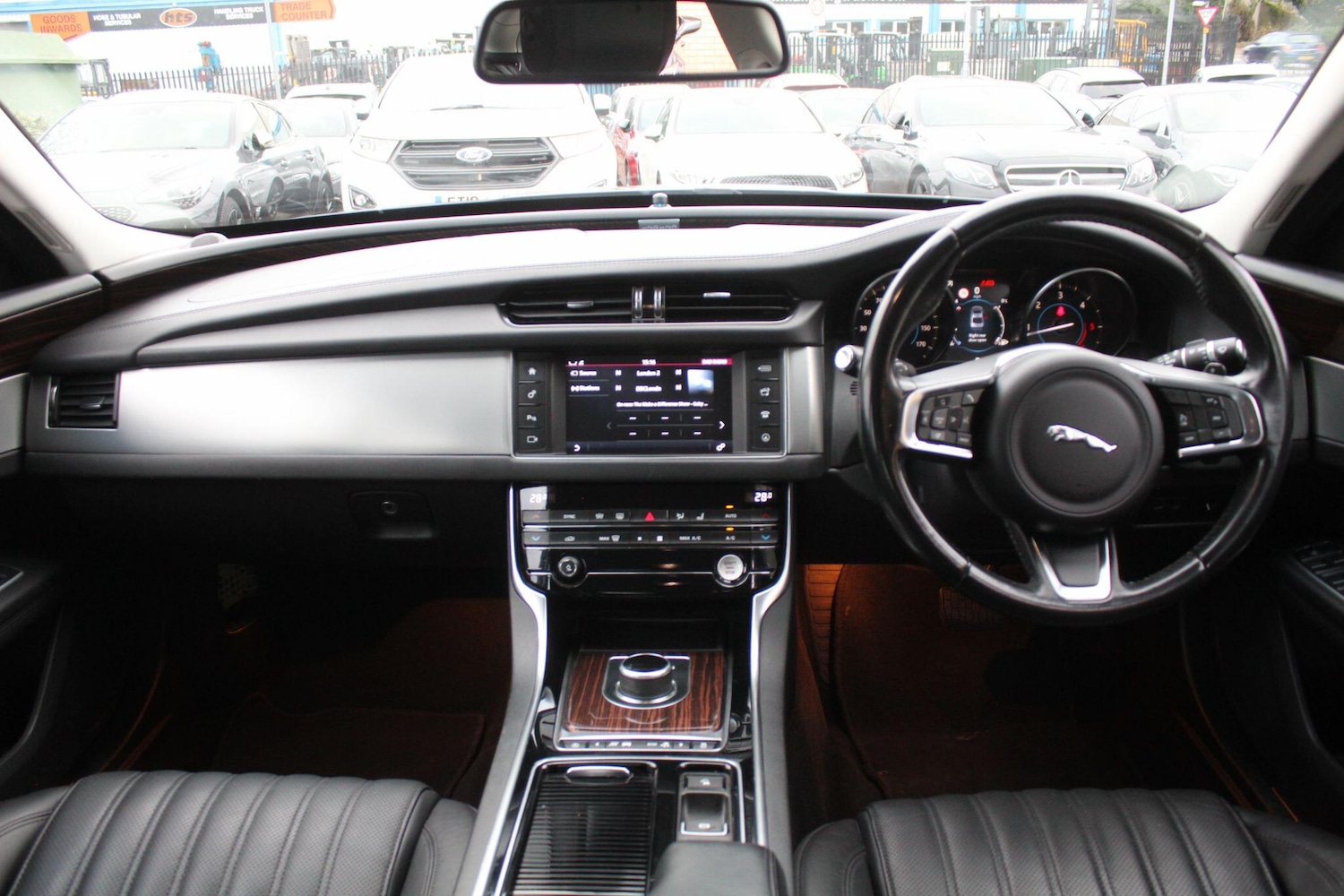 Used Jaguar XF 2018 for sale - 76990492: Photo 28