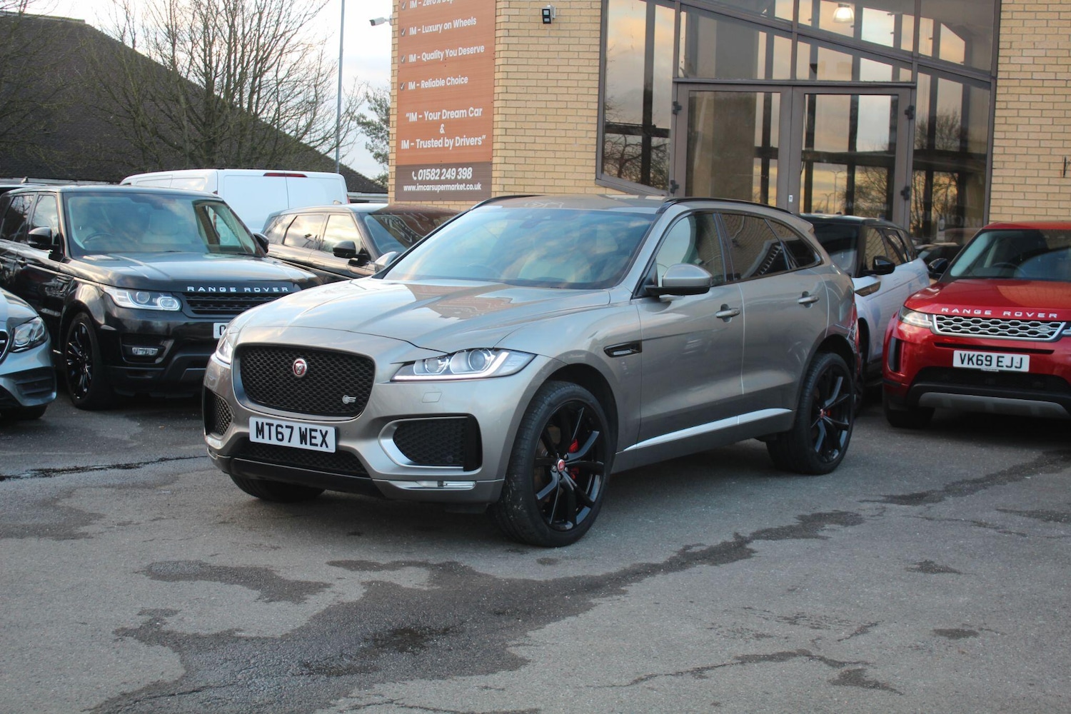 Used Jaguar F-Pace 2018 for sale - 76657718: Photo 3