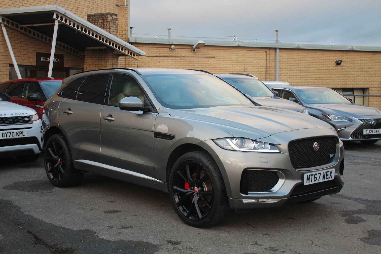 Used Jaguar F-Pace 2018 for sale - 76657718: Photo 5