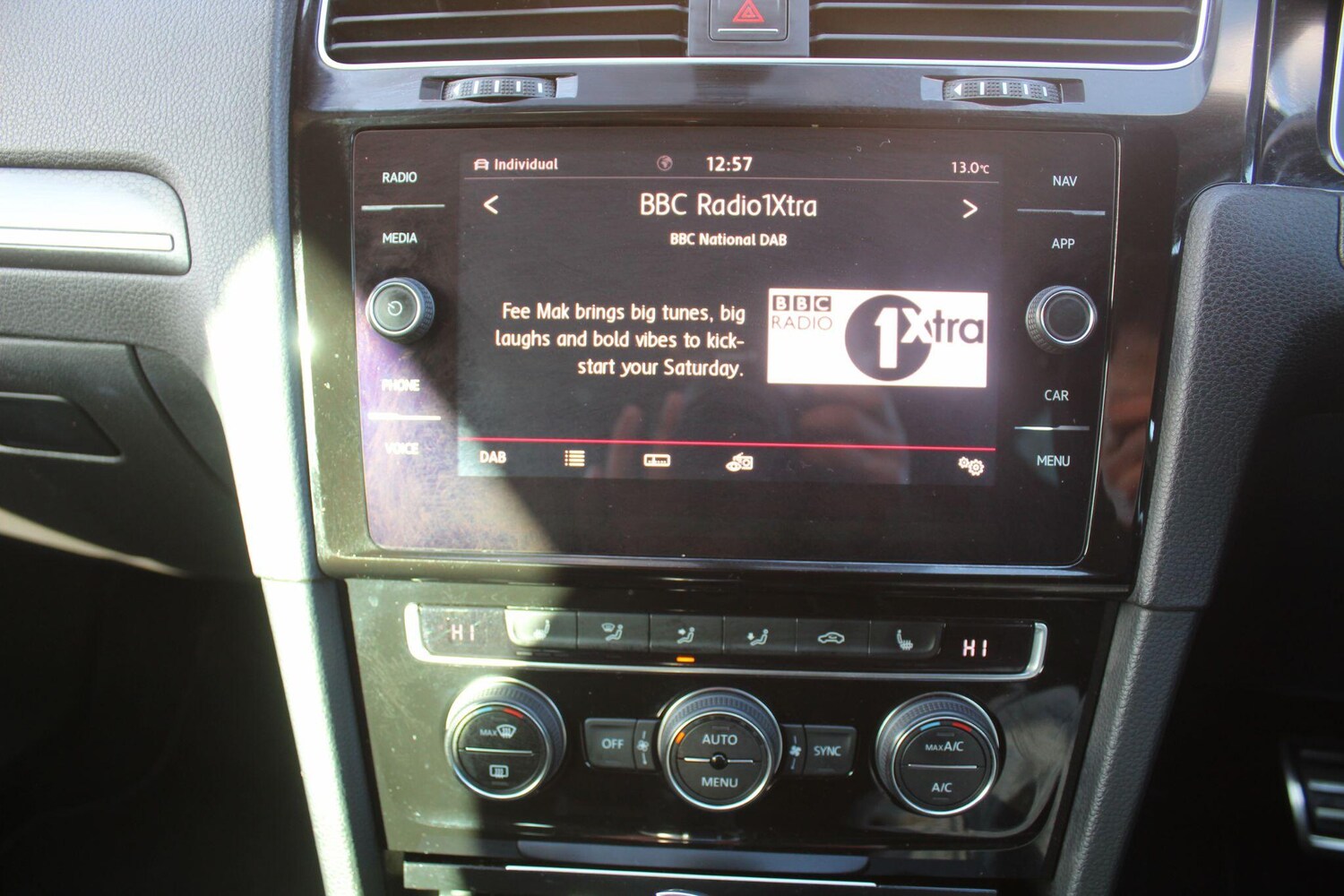 Used Volkswagen Golf 2017 for sale - 76348803: Photo 27