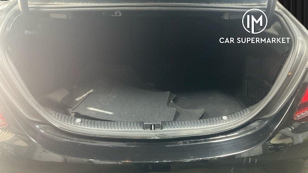 Used Mercedes-Benz C-Class 2019 for sale - 76152469: Photo 11