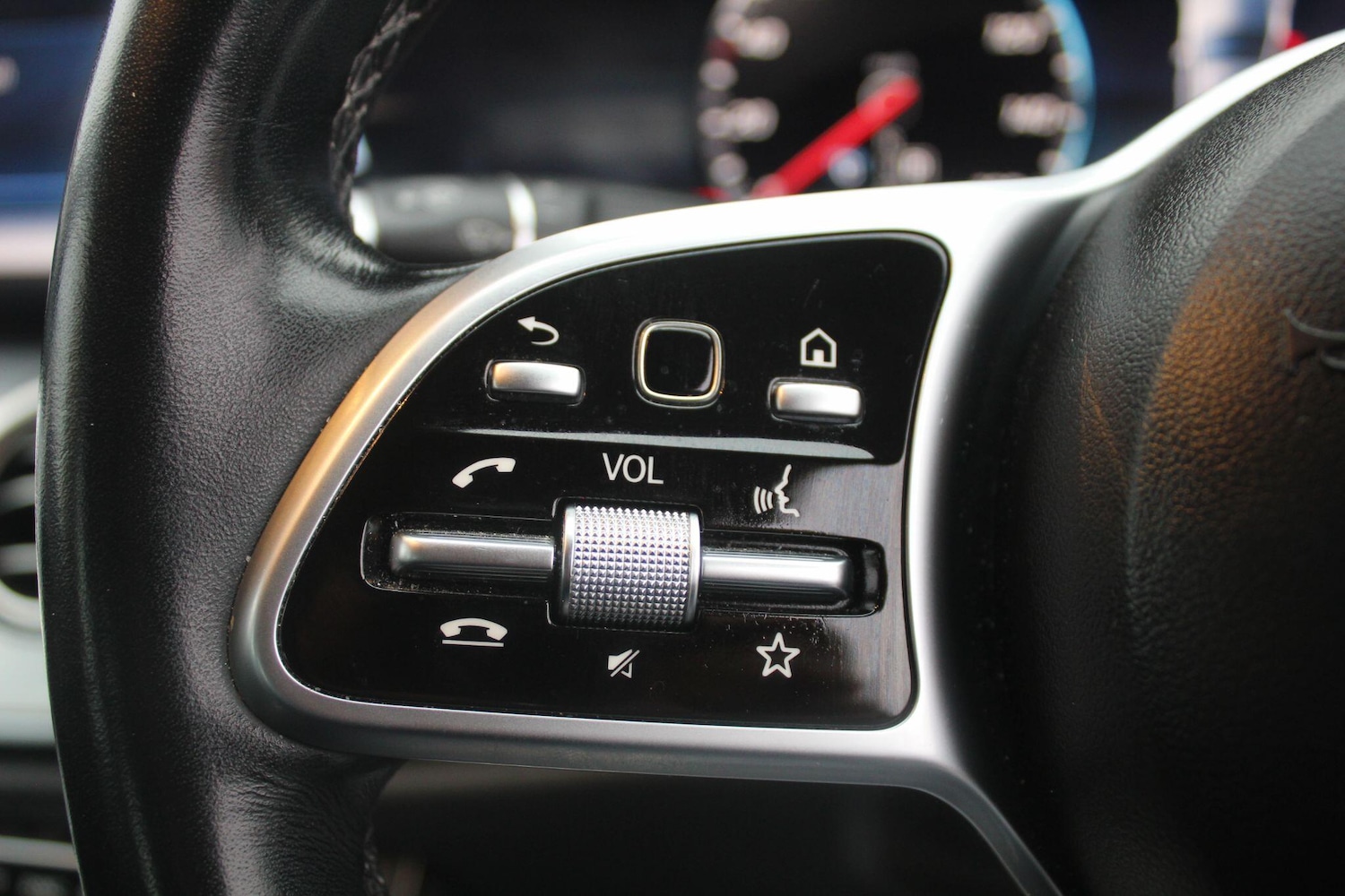 Used Mercedes-Benz E Class 2019 for sale - 76215181: Photo 23