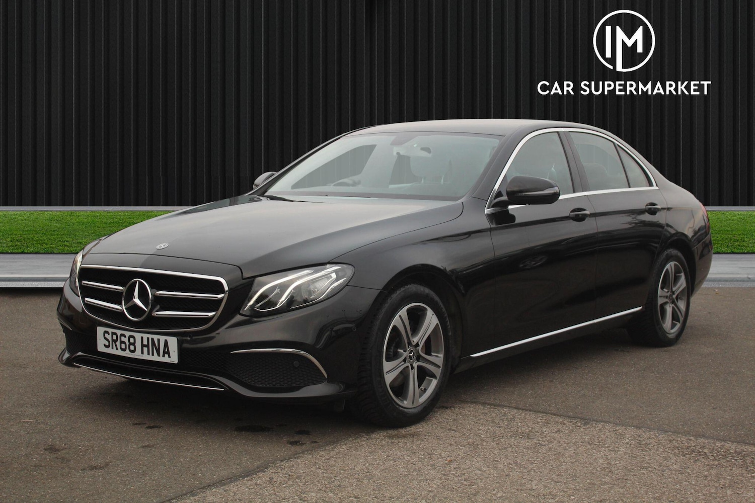 Used Mercedes-Benz E Class 2019 for sale - 76215181: Photo 3