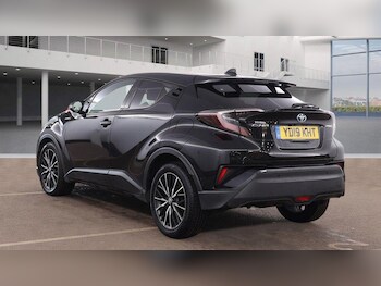 Used Toyota C-HR 2019 for sale - 77479304: Photo