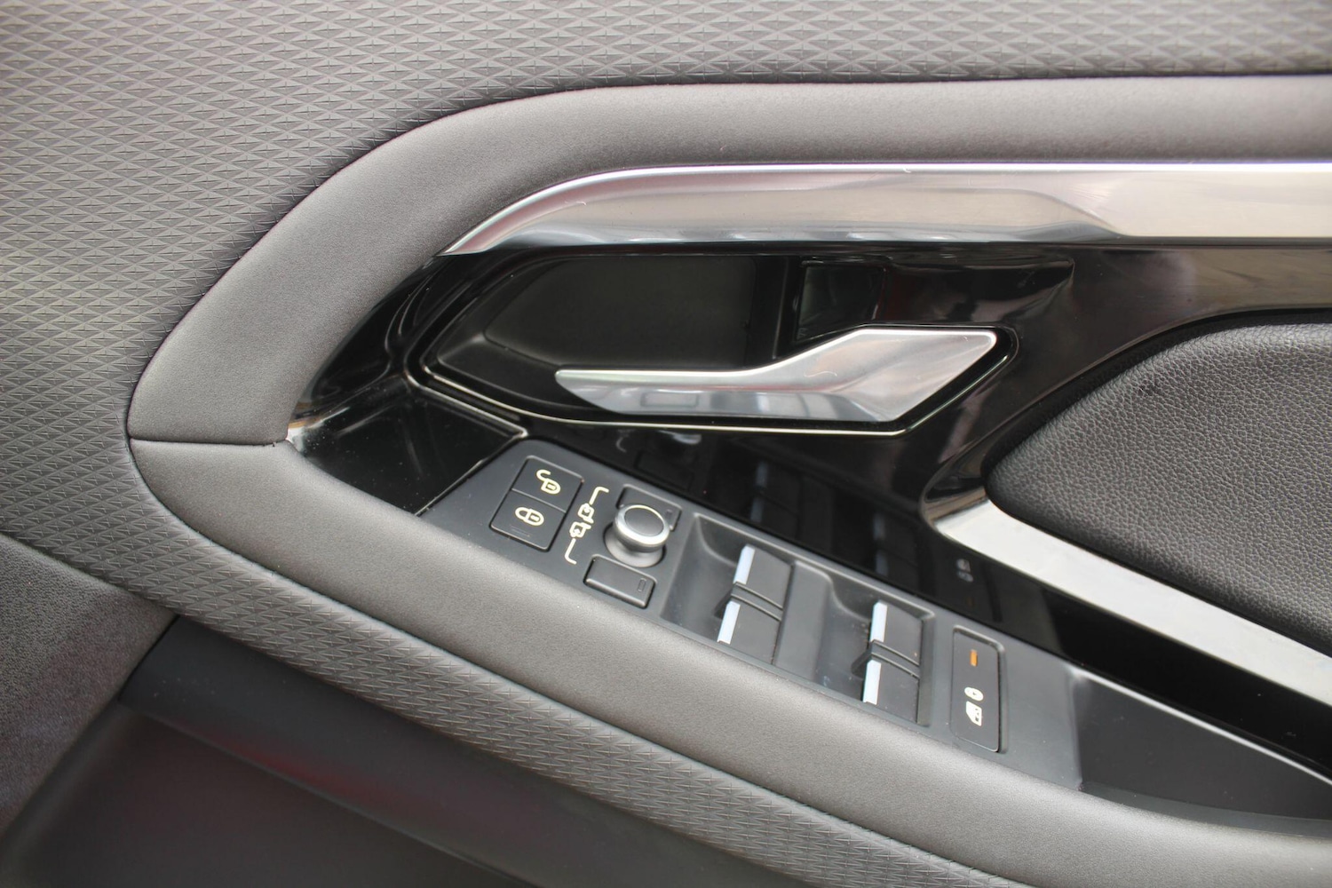 Used Land Rover Range Rover Evoque for sale - 76527742: Photo 32