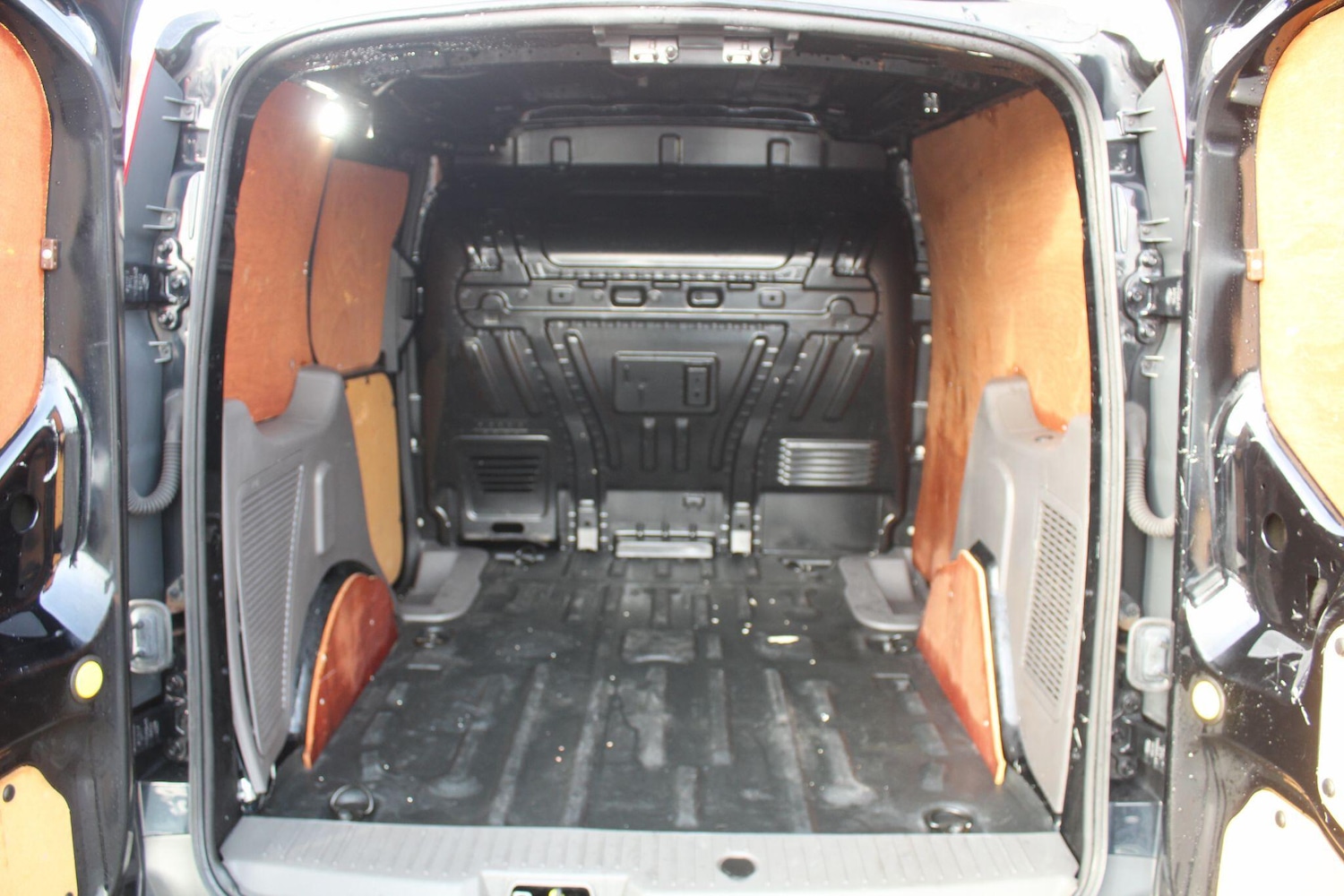 Used Ford Transit Connect 2019 for sale - 76781505: Photo 25