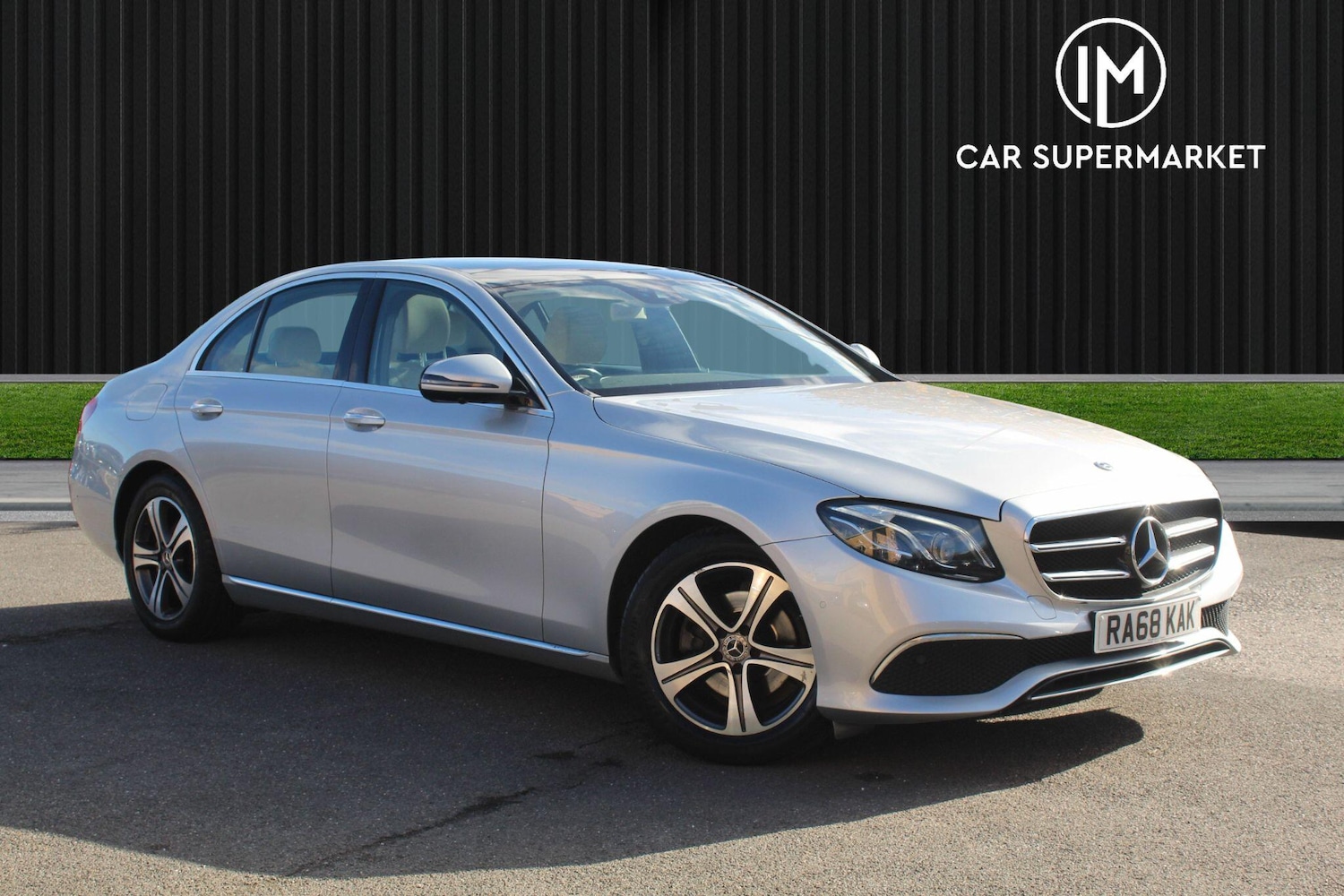 Used Mercedes-Benz E Class 2019 for sale - 76380962: Photo 1