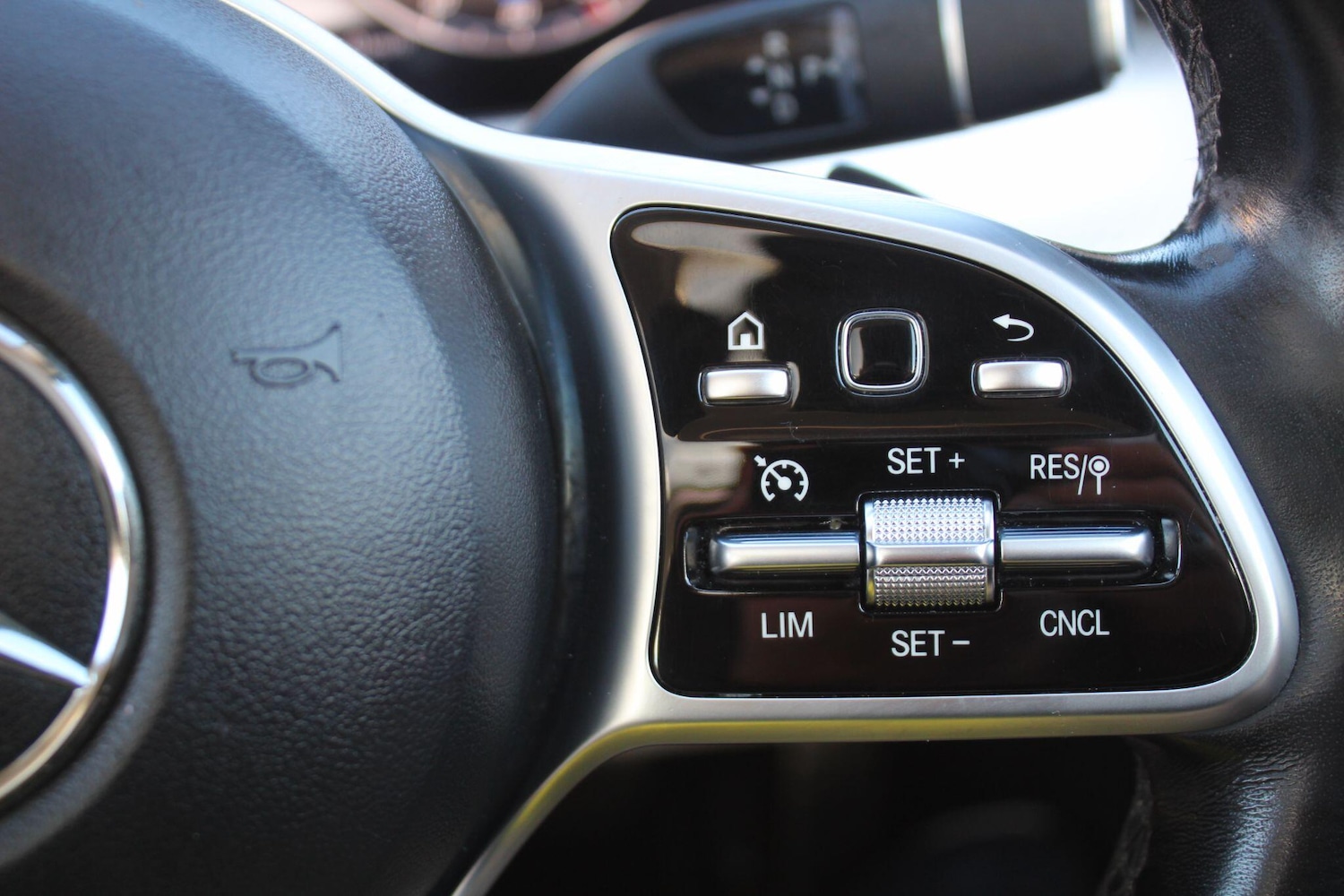 Used Mercedes-Benz E Class 2019 for sale - 76380962: Photo 25