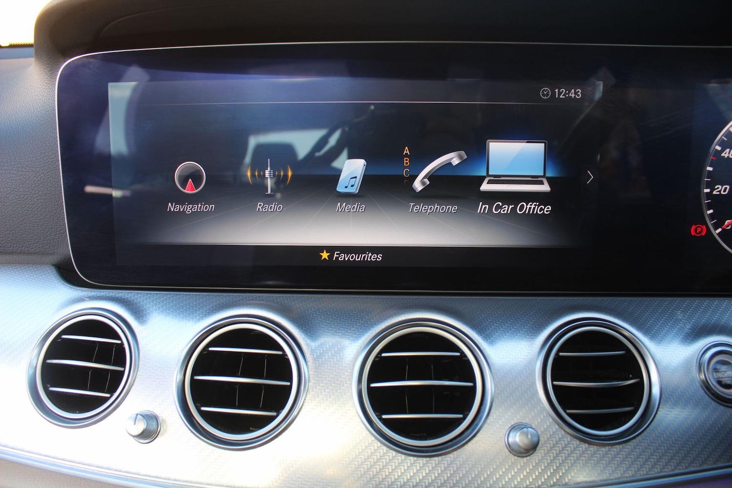 Used Mercedes-Benz E Class 2019 for sale - 76380962: Photo 32