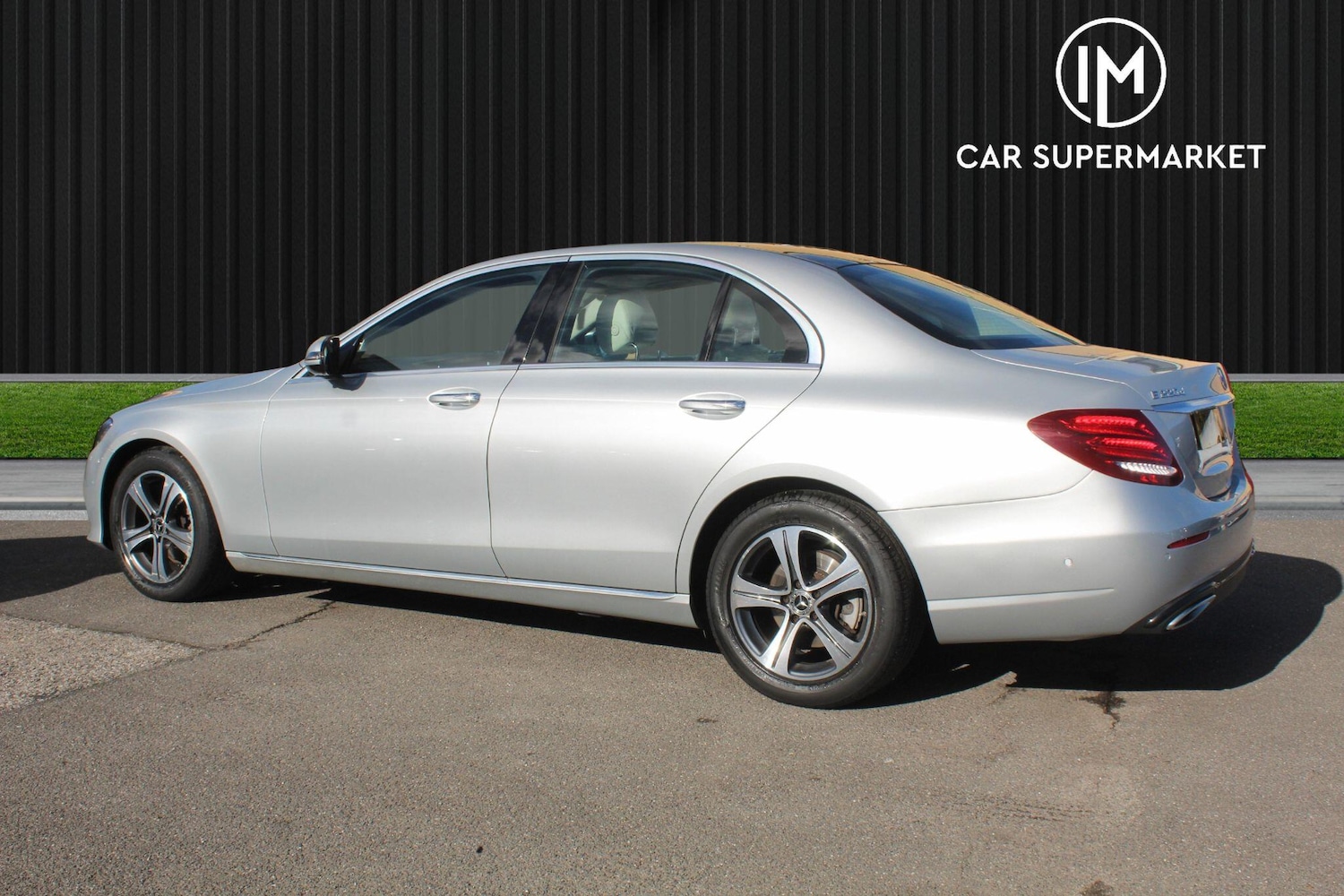 Used Mercedes-Benz E Class 2019 for sale - 76380962: Photo 7