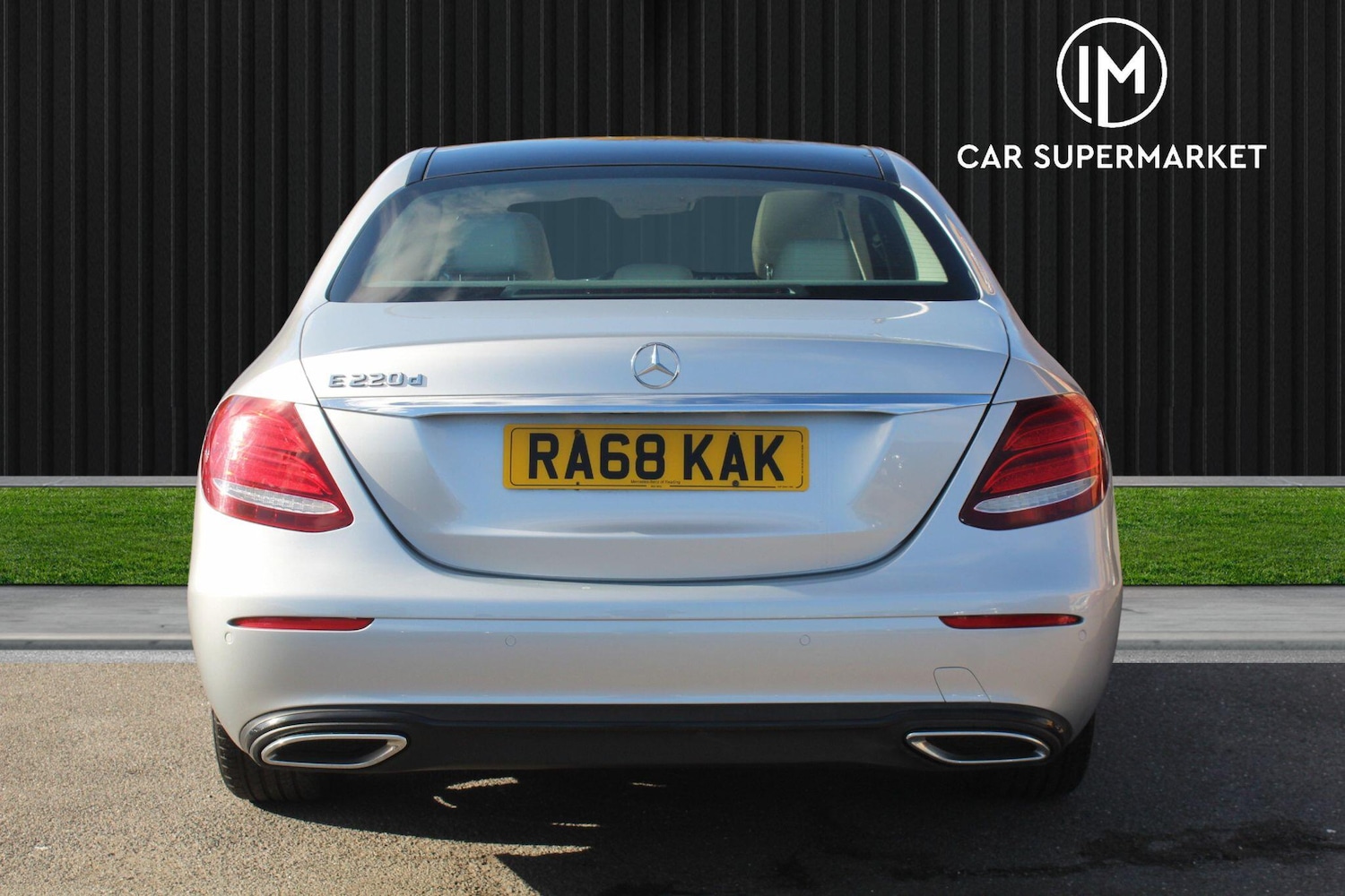 Used Mercedes-Benz E Class 2019 for sale - 76380962: Photo 8