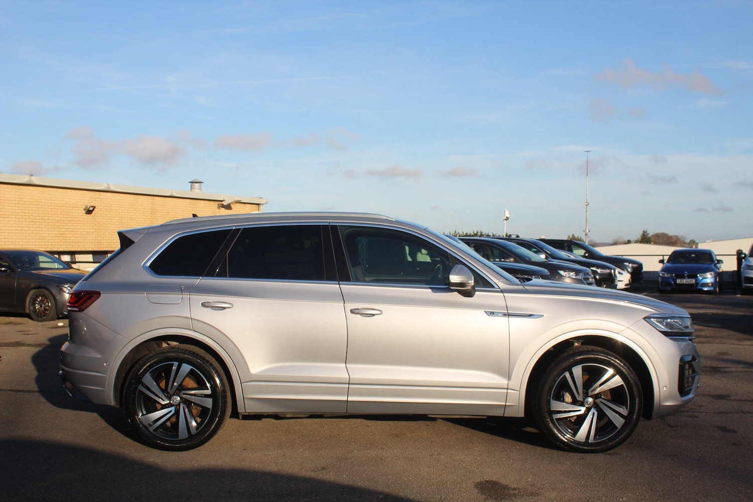 Used Volkswagen Touareg 2018 for sale - 76001000: Photo 18