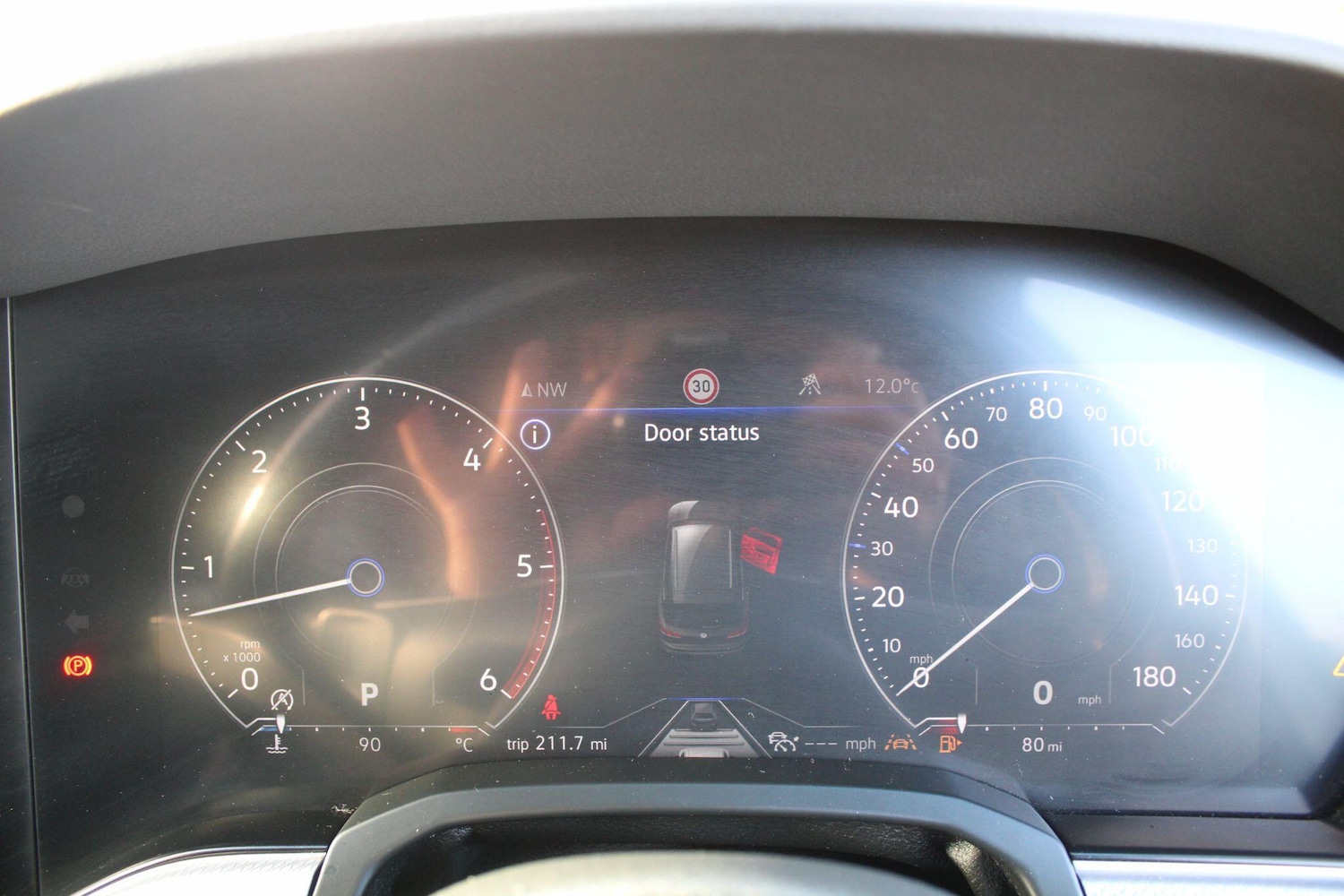 Used Volkswagen Touareg 2018 for sale - 76001000: Photo 42