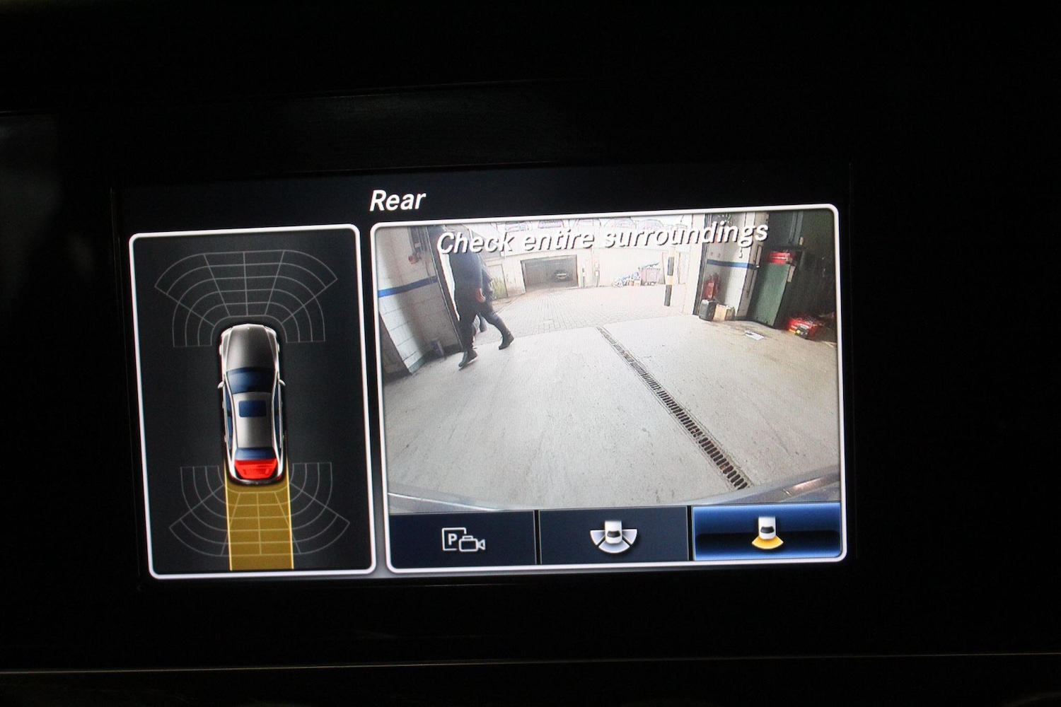 Used Mercedes-Benz E Class 2017 for sale - 76001710: Photo 32