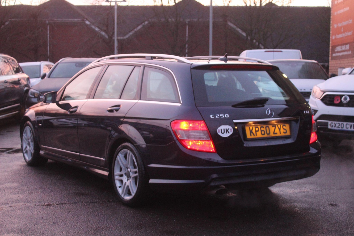 Used Mercedes-Benz C Class 2010 for sale - 77237772: Photo 10