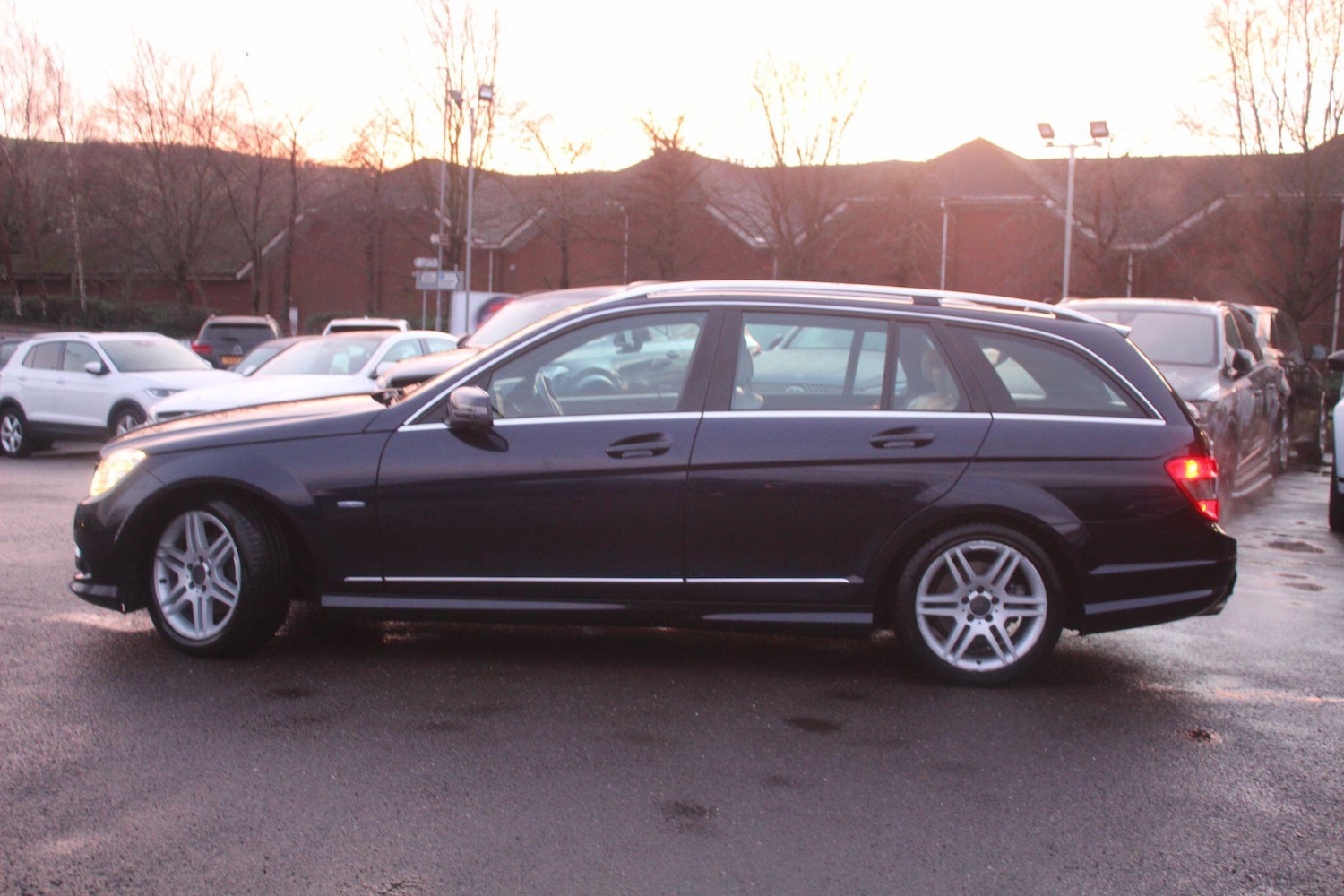 Used Mercedes-Benz C Class 2010 for sale - 77237772: Photo 13