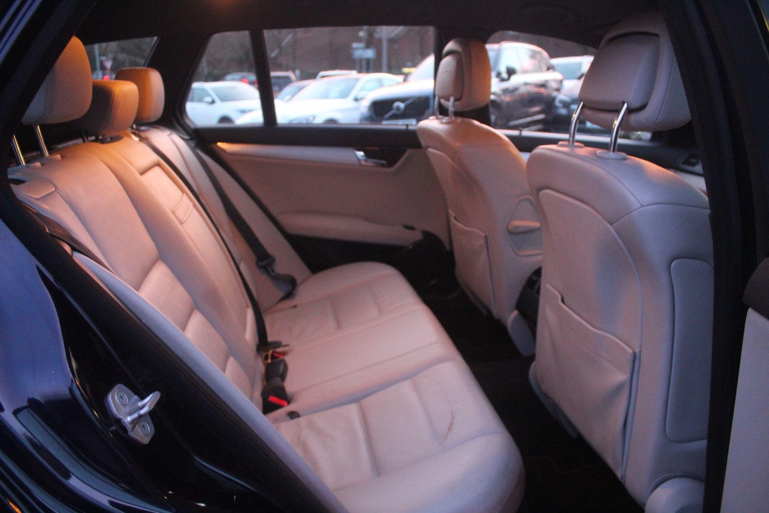 Used Mercedes-Benz C Class 2010 for sale - 77237772: Photo 29